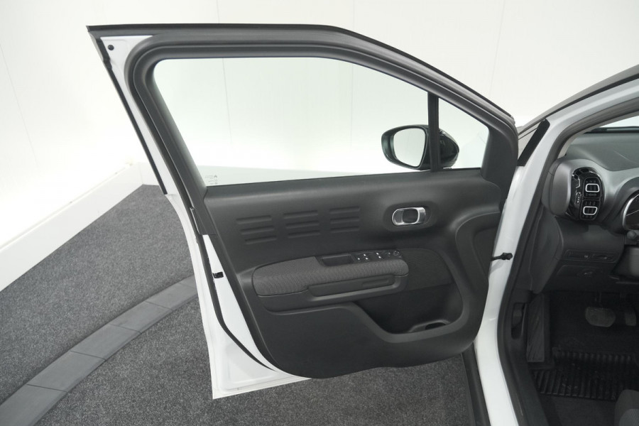 Citroën C3 Aircross PureTech 130 EAT6 Plus | Stoelverwarming | Parkeersensoren | Apple Carplay