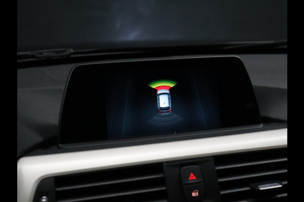 BMW 3 Serie Touring 318i Corporate Lease Executive [CRUISE CONTROL, BLUETOOTH TELEFOON, PDC V+A, AUTOMATISCHE AIRCO, ELEKTRISCHE ACHTERKLEP, BMW LED, NIEUWSTAAT]
