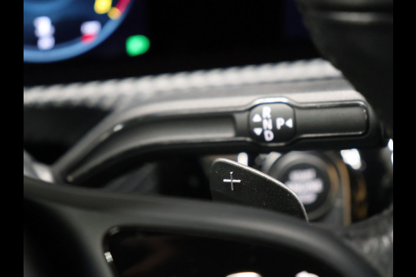 Mercedes-Benz A-Klasse 200 Business Solution [SCHUIFKANTELDAK, TREKHAAK, BLUETOOTH TELEFOON, CRUISE CONTROL, ACHTERUITRIJCAMERA, PDC V+A, STOELVERWARMING, FLIPPERS, AUTOMATISCHE AIRCO, NIEUWSTAAT,