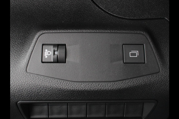 Peugeot Partner 1.5 BlueHDi 130 EAT8 S&S L1 DEMO! Navigatie Apple Carplay / Android Auto DAB trekhaak Cruise Control Airco Houten bekleding laadruimte