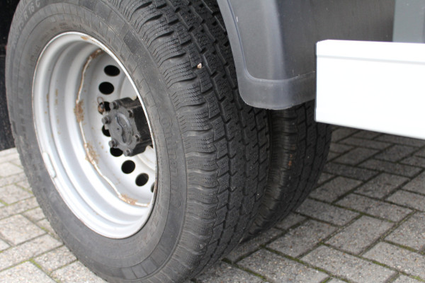 Volkswagen Crafter 50 2.0 TDI 130KW Euro6 L4 Pick-Up Open Laadbak ✓ 3,5Ton haak ✓ dubbel lucht ✓ airco