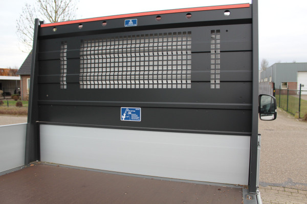 Volkswagen Crafter 50 2.0 TDI 130KW Euro6 L4 Pick-Up Open Laadbak ✓ 3,5Ton haak ✓ dubbel lucht ✓ airco