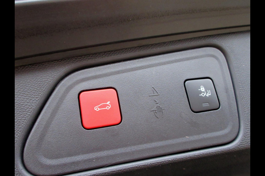 Peugeot 3008 1.2 PureTech Premium*Navi*360Cam*19inch*