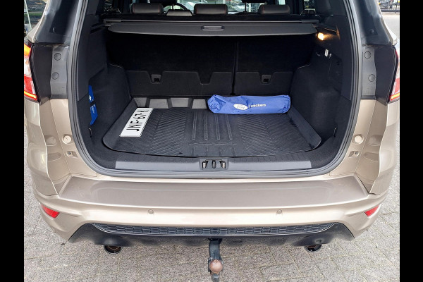 Ford Kuga 1.5 ST Line | Trekhaak 2000kg | Winter-Pack | LED | Navi | Stoel&Stuur Verwarming | occasion