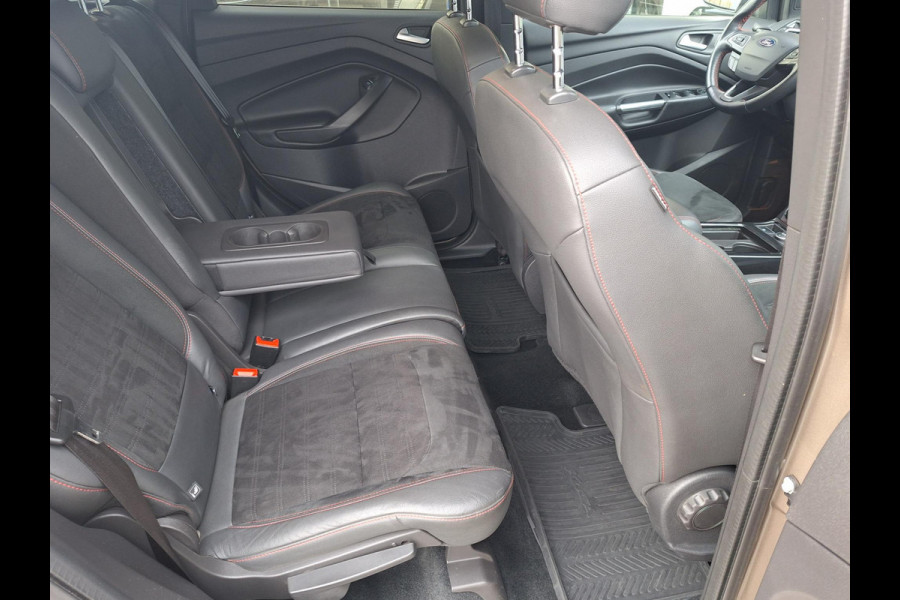 Ford Kuga 1.5 ST Line | Trekhaak 2000kg | Winter-Pack | LED | Navi | Stoel&Stuur Verwarming | occasion