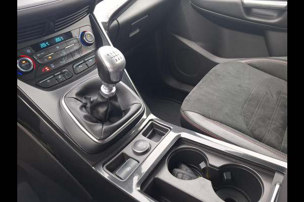 Ford Kuga 1.5 ST Line | Trekhaak 2000kg | Winter-Pack | LED | Navi | Stoel&Stuur Verwarming | occasion