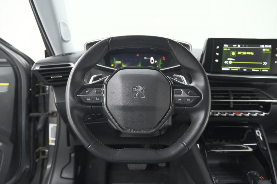 Peugeot 2008 PureTech 130 EAT8 Allure Pack | Stoelverwarming | Adaptieve Cruise Control | Camera