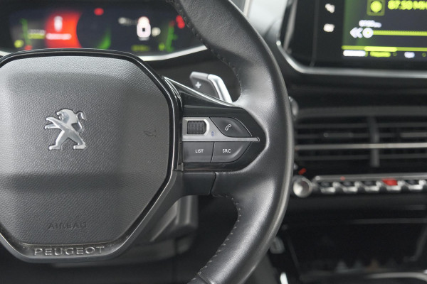 Peugeot 2008 PureTech 130 EAT8 Allure Pack | Stoelverwarming | Adaptieve Cruise Control | Camera