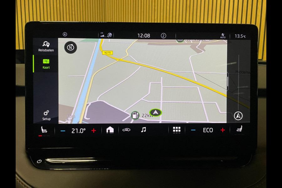 Škoda ENYAQ iV 80|93% SOH|LEDER|PANO|HEAD-UP|ACC|TREKHAAK|ELEK.INTER|STUUR+STOELVERW V+A|CAMERA|CARPLAY|CLIMATE+CRUISE CONTROL|NL|