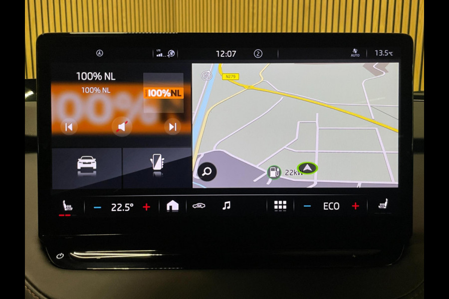 Škoda ENYAQ iV 80|93% SOH|LEDER|PANO|HEAD-UP|ACC|TREKHAAK|ELEK.INTER|STUUR+STOELVERW V+A|CAMERA|CARPLAY|CLIMATE+CRUISE CONTROL|NL|