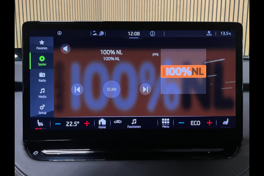 Škoda ENYAQ iV 80|93% SOH|LEDER|PANO|HEAD-UP|ACC|TREKHAAK|ELEK.INTER|STUUR+STOELVERW V+A|CAMERA|CARPLAY|CLIMATE+CRUISE CONTROL|NL|