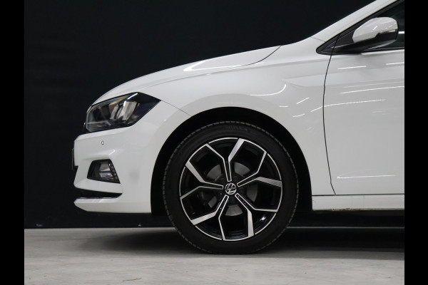 Volkswagen Polo 1.0 TSI Highline [APPLE CARPLAY, ANDRIOD AUTO, ADAPTIVE CRUISE CONTROL,PDC V+A, AUTOMATISCHE AIRCO, LICHTMETALEN VELGEN, ELEKTRISCHE RAMEN, NIEUWSTAAT]