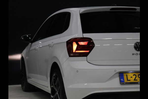 Volkswagen Polo 1.0 TSI Highline [APPLE CARPLAY, ANDRIOD AUTO, ADAPTIVE CRUISE CONTROL,PDC V+A, AUTOMATISCHE AIRCO, LICHTMETALEN VELGEN, ELEKTRISCHE RAMEN, NIEUWSTAAT]