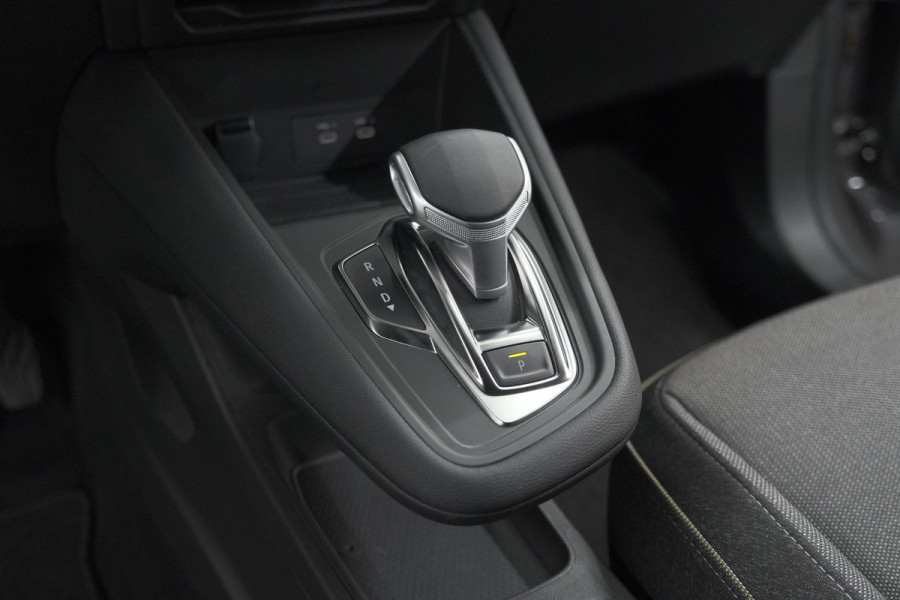 Renault Captur Mild Hybrid 160 EDC Techno | Pack Winter | Camera | Adaptieve Cruise Control | Apple Carplay