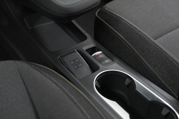 Renault Captur Mild Hybrid 160 EDC Techno | Pack Winter | Camera | Adaptieve Cruise Control | Apple Carplay