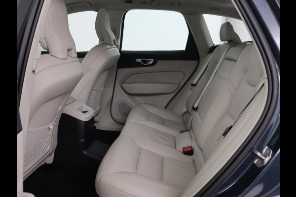 Volvo XC60 2.0 Recharge T6 AWD Business Pro | Panoramadak | Leder | Camera | Carplay | Navigatie | Full LED | Cruise control | Parkeerverwarming | PHEV | Plug In
