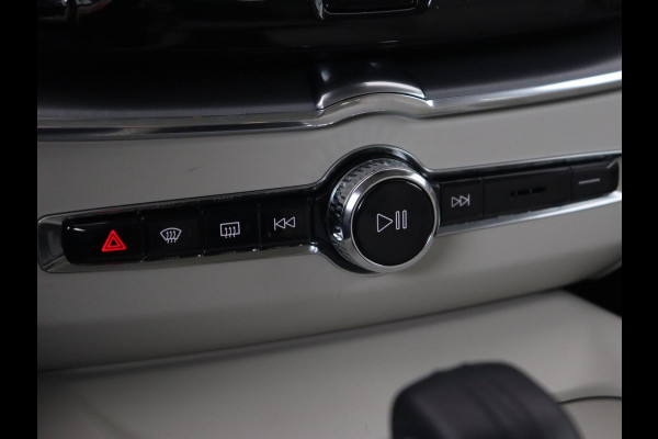Volvo XC60 2.0 Recharge T6 AWD Business Pro | Panoramadak | Leder | Camera | Carplay | Navigatie | Full LED | Cruise control | Parkeerverwarming | PHEV | Plug In