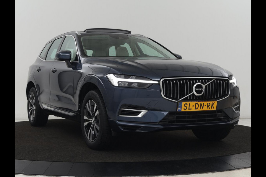Volvo XC60 2.0 Recharge T6 AWD Business Pro | Panoramadak | Leder | Camera | Carplay | Navigatie | Full LED | Cruise control | Parkeerverwarming | PHEV | Plug In