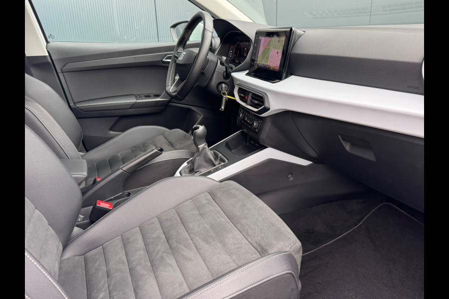 Seat Arona 1.0 TSI Style * Virtual Cockpit * Full Led * Camera * Alcantara *