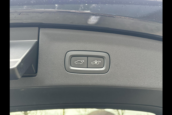 Polestar 2 Long Range Dual Motor Plus Pilot78kWh VAN: €32.900,- VOOR: €28.877,- UW EINDEJAARSVOORDEEL: €4.023,- | AWD Performance Pack | stoel + stuurwielwarming | 360 camera | Panorama dak | elect stoelen met geheugen | elect trekhaak |20 inch |  Rijklaar geleverd met 12 mnd bovag garantie |