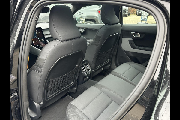 Polestar 2 Long Range Dual Motor Plus Pilot78kWh VAN: €32.900,- VOOR: €28.877,- UW EINDEJAARSVOORDEEL: €4.023,- | AWD Performance Pack | stoel + stuurwielwarming | 360 camera | Panorama dak | elect stoelen met geheugen | elect trekhaak |20 inch |  Rijklaar geleverd met 12 mnd bovag garantie |