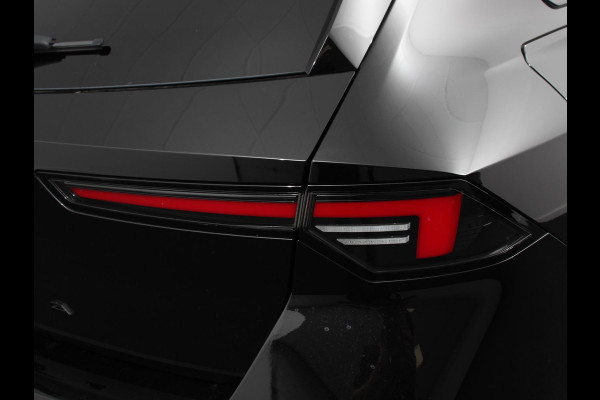 Opel Astra 1.2 Automaat GS Line | Climate control | Adaptive cruise control | LED | Voorstoelen verwarmd | Stuurwiel verwarmd | Achteruitrij camera 360* | Sfeer verlichting | Apple carplay/ Android auto