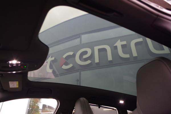 Audi A6 Avant 2.0 e-Hybrid 367 PK Plug-In Quattro Competition S-Line Edition, Luchtvering, Trekhaak, Panoramadak