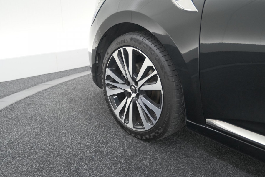 Renault Clio TCe 130 EDC Initiale Paris | Pack Winter | Camera | BOSE Audio | Dodehoekdetectie