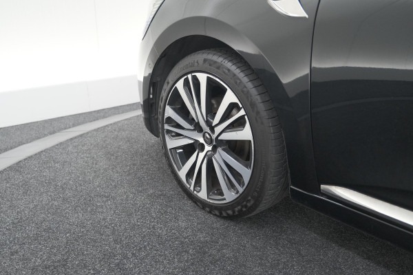 Renault Clio TCe 130 EDC Initiale Paris | Pack Winter | Camera | BOSE Audio | Dodehoekdetectie