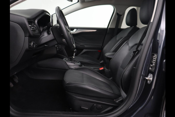 Ford Focus 1.0 EcoBoost Hybrid Titanium X | Stoel & stuurverwarming | Adaptive cruise | Half leder | Camera | Carplay | B&O Sound | Keyless | Navigatie | Climate control | Full LED
