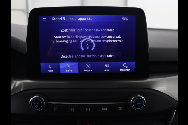 Ford Focus 1.0 EcoBoost Hybrid Titanium X | Stoel & stuurverwarming | Adaptive cruise | Half leder | Camera | Carplay | B&O Sound | Keyless | Navigatie | Climate control | Full LED