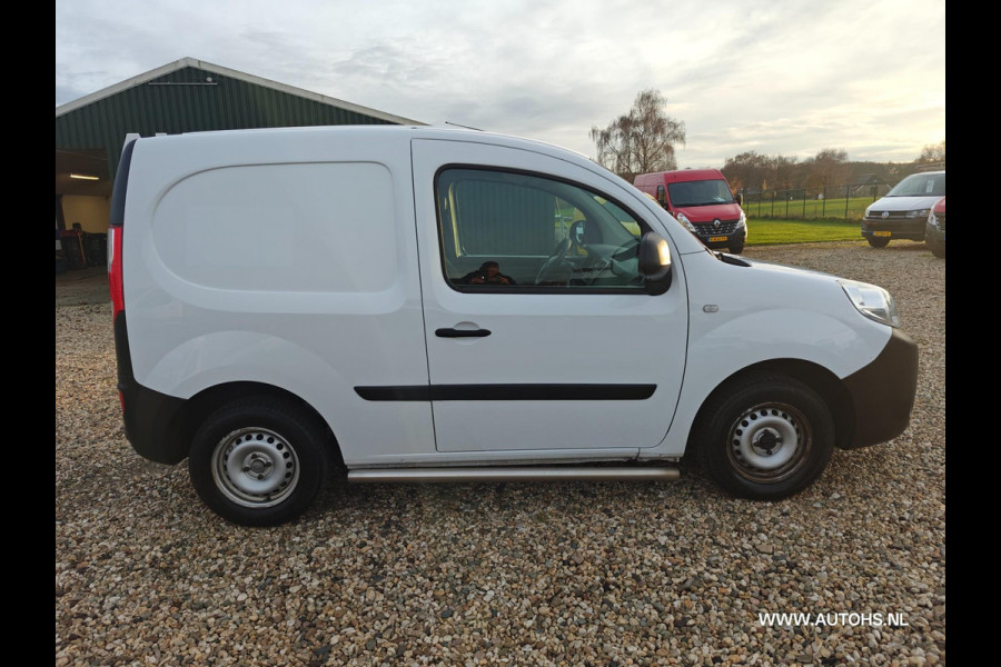 Renault Kangoo 1.5 dCi 75 Energy Comfort, EURO 6 , 1e Eig. Apk dec. 2026 , nette bus , dealer onderhouden.