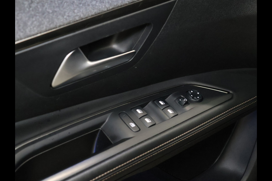 Peugeot 5008 1.2 PureTech Blue Lease GT-Line [TREKHAAK, SCHUIFKANTELDAK, APPLE CARPLAY, ANDROID AUTO, FOCAL, CRUISE CONTROL, ACHTERUITRIJCAMERA, PDC V+A, SFEERVERLICHTING, ELEKTRISCHE ACHTERKLEP, NIEUWSTAAT]
