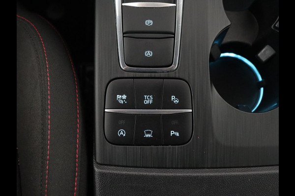 Ford Focus 1.5 EcoBoost ST Line | Head-Up | Trekhaak | Adaptive cruise | Camera | Carplay | Navigatie | Keyless | Park Assist | Full LED | Climate control | Bluetooth