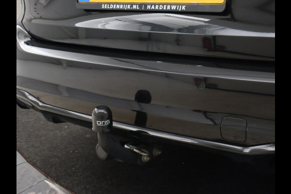 Ford Focus 1.5 EcoBoost ST Line | Head-Up | Trekhaak | Adaptive cruise | Camera | Carplay | Navigatie | Keyless | Park Assist | Full LED | Climate control | Bluetooth