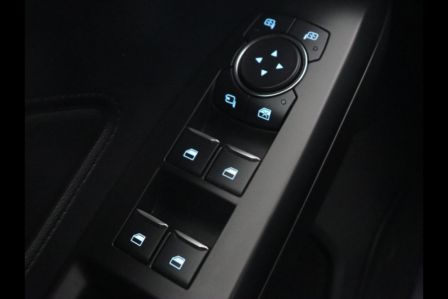 Ford Focus 1.5 EcoBoost ST Line | Head-Up | Trekhaak | Adaptive cruise | Camera | Carplay | Navigatie | Keyless | Park Assist | Full LED | Climate control | Bluetooth