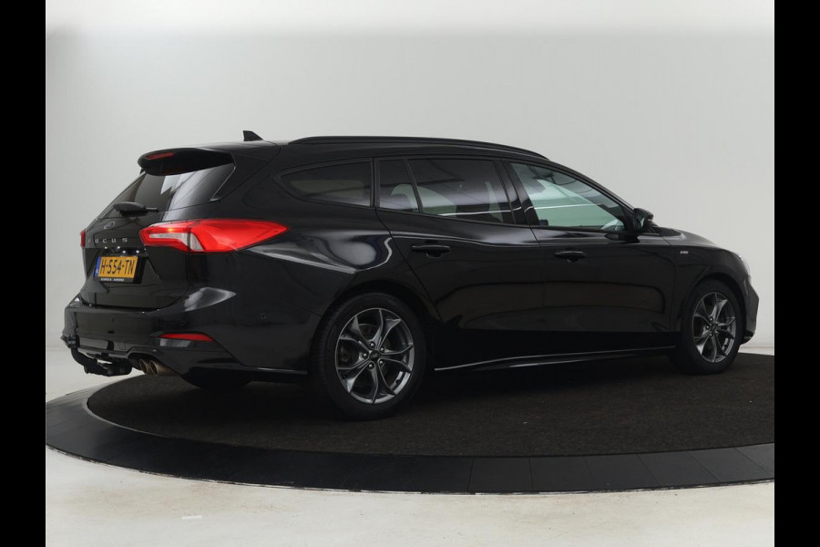 Ford Focus 1.5 EcoBoost ST Line | Head-Up | Trekhaak | Adaptive cruise | Camera | Carplay | Navigatie | Keyless | Park Assist | Full LED | Climate control | Bluetooth