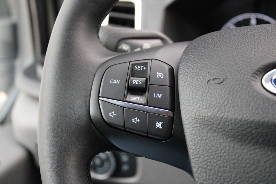 Ford Transit 350 2.0 TDCI L3H2 Trend 130pk - Stoel + Stoel - Trekhaak - Cruise Control - Blind Spot - 18* Velgen - Navigatie - Raptor Grill -