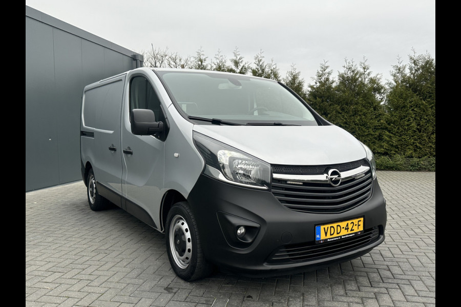 Opel Vivaro 1.6 CDTI 126 PK / L1H1 / 1e EIG. / TREKHAAK / ACHTERKLEP / AIRCO / CRUISE / NAVI / CAMERA / BLUETOOTH