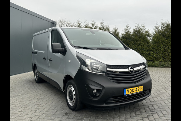 Opel Vivaro 1.6 CDTI 126 PK / L1H1 / 1e EIG. / TREKHAAK / ACHTERKLEP / AIRCO / CRUISE / NAVI / CAMERA / BLUETOOTH