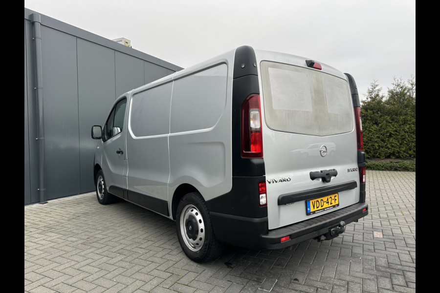 Opel Vivaro 1.6 CDTI 126 PK / L1H1 / 1e EIG. / TREKHAAK / ACHTERKLEP / AIRCO / CRUISE / NAVI / CAMERA / BLUETOOTH