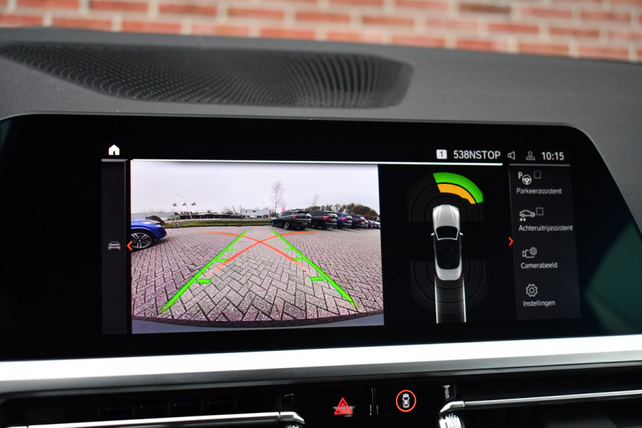 BMW 4 Serie Cabrio 420i M-Sport 19inch Nekverw Adp-demping