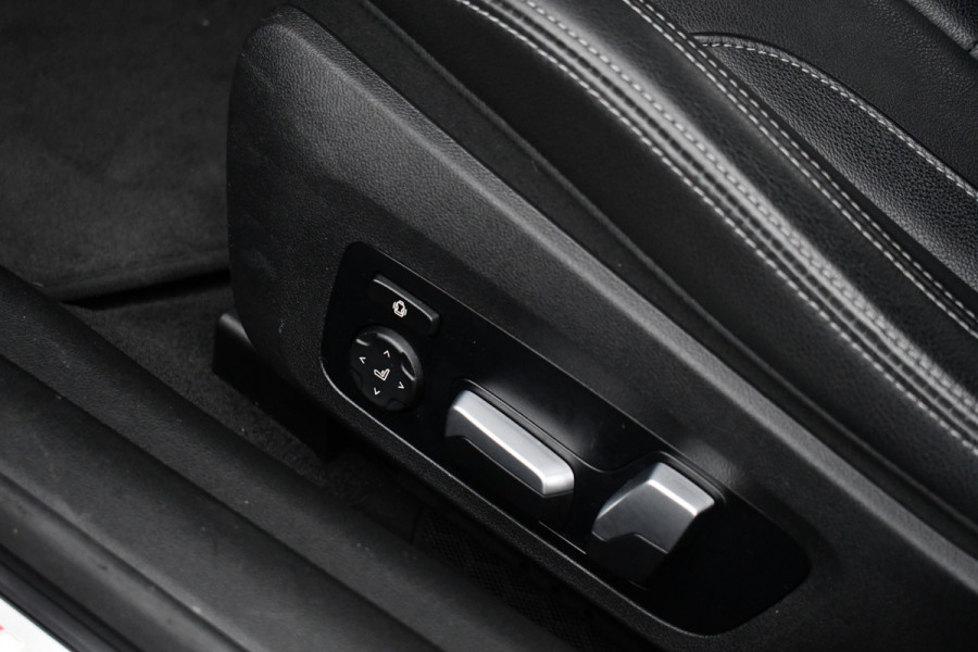 BMW 4 Serie Cabrio 420i M-Sport 19inch Nekverw Adp-demping