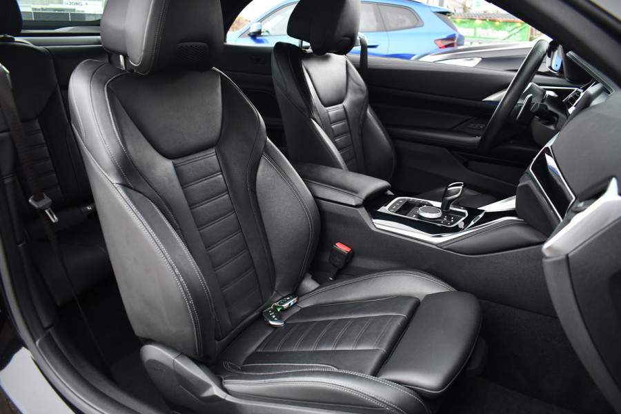 BMW 4 Serie Cabrio 420i M-Sport 19inch Nekverw Adp-demping