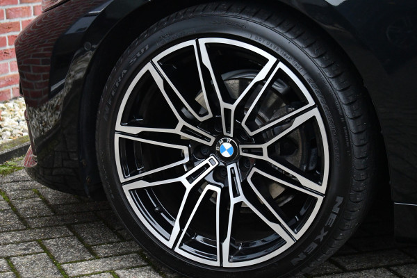 BMW 4 Serie Cabrio 420i M-Sport 19inch Nekverw Adp-demping