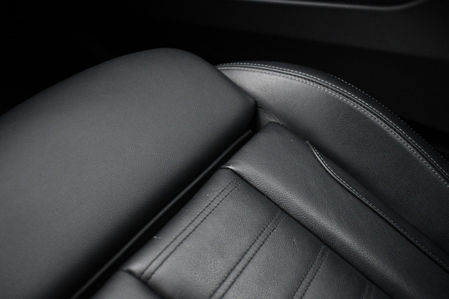 BMW 4 Serie Cabrio 420i M-Sport 19inch Nekverw Adp-demping