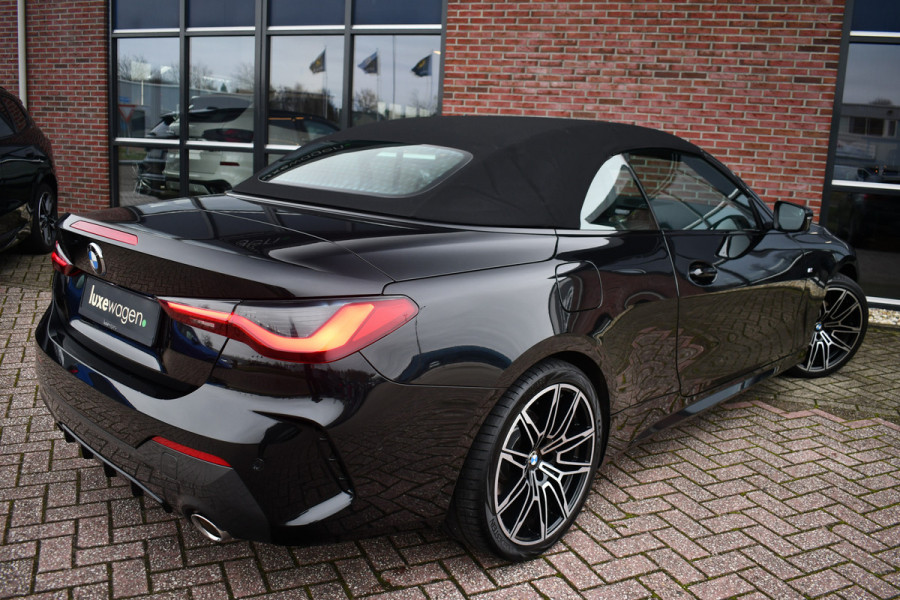 BMW 4 Serie Cabrio 420i M-Sport 19inch Nekverw Adp-demping