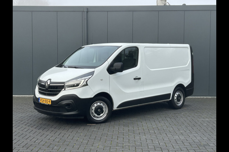 Renault Trafic 2.0 dCi 146 PK AUTOMAAT / L1H1 / 1e EIG. / 55.256 KM !! / AIRCO / CRUISE / NAVI / APPLE CARPLAY / 3-ZITS