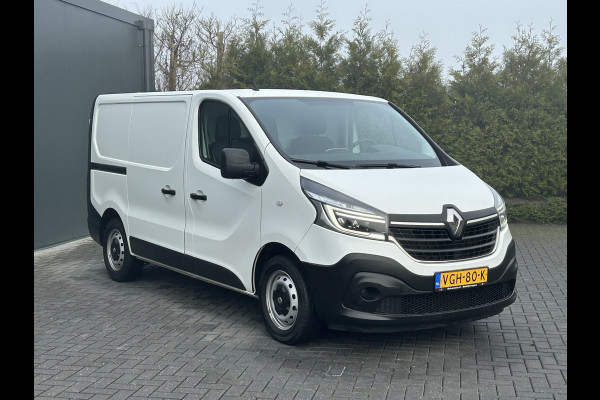 Renault Trafic 2.0 dCi 146 PK AUTOMAAT / L1H1 / 1e EIG. / 55.256 KM !! / AIRCO / CRUISE / NAVI / APPLE CARPLAY / 3-ZITS