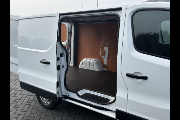 Renault Trafic 2.0 dCi 146 PK AUTOMAAT / L1H1 / 1e EIG. / 55.256 KM !! / AIRCO / CRUISE / NAVI / APPLE CARPLAY / 3-ZITS